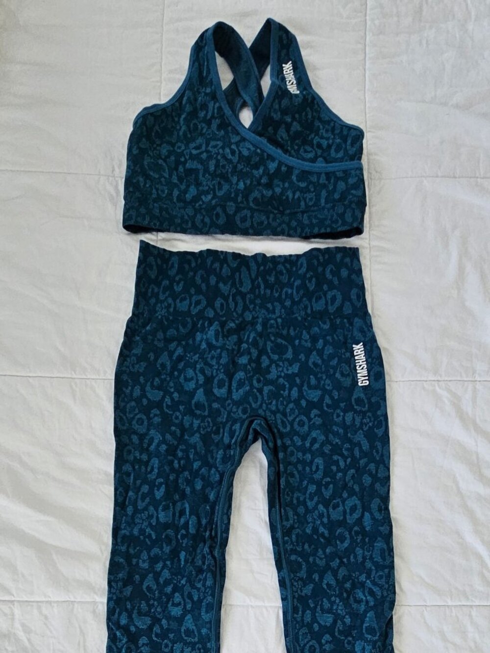 Gym Shark Adapt Animal 2 piece SET SEXY